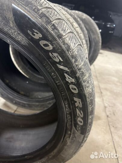 Pirelli Scorpion Winter 275/45 R20 и 305/40 R20