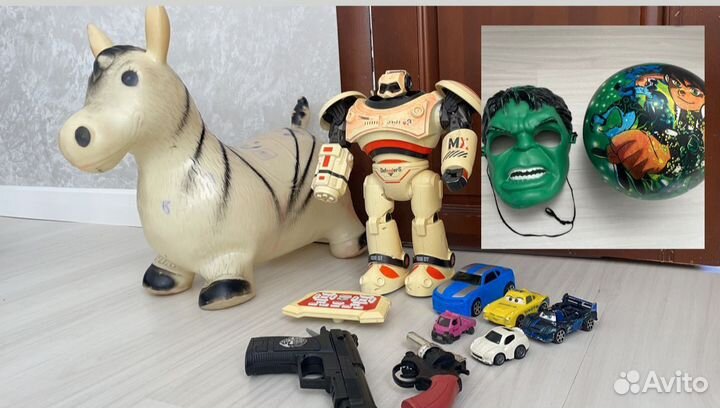 Игрушки для мальчика пакетом