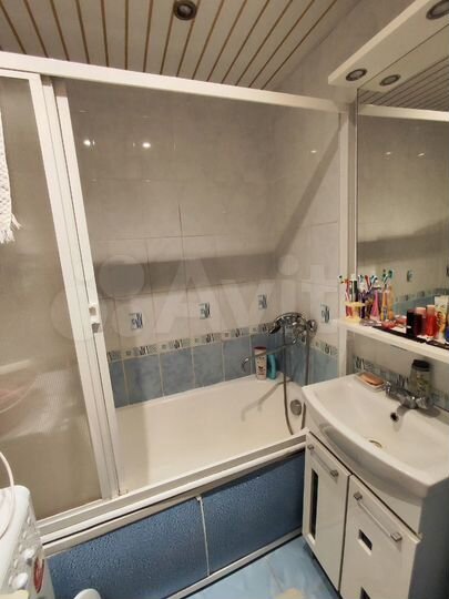 3-к. квартира, 64 м², 1/5 эт.