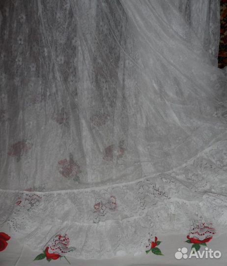 Красивый балдахин из тюля