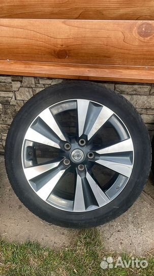 Диски Ниссан r17 от Nissan Leaf оригинал