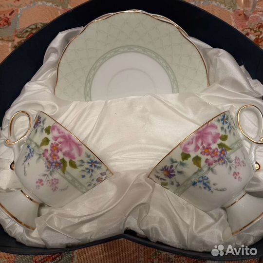 Фарфоровая чайная пара
