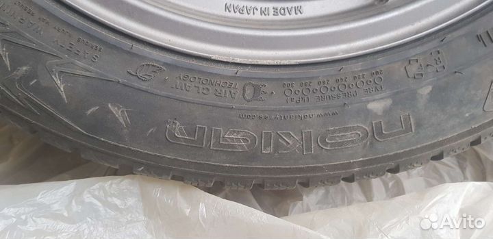 Nokian Tyres Hakkapeliitta 7 215/55 R17