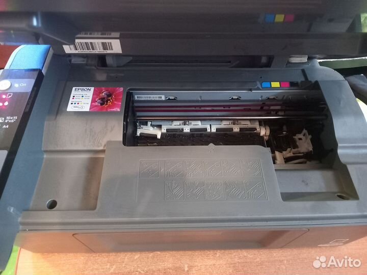 Цветной струйный принтер Epson