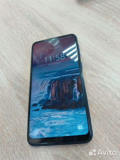 Samsung Galaxy A10, 4/32 ГБ