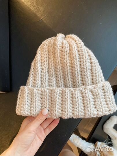 Шапка женская вязаная