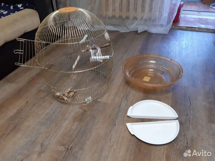 Клетка для попугая большая