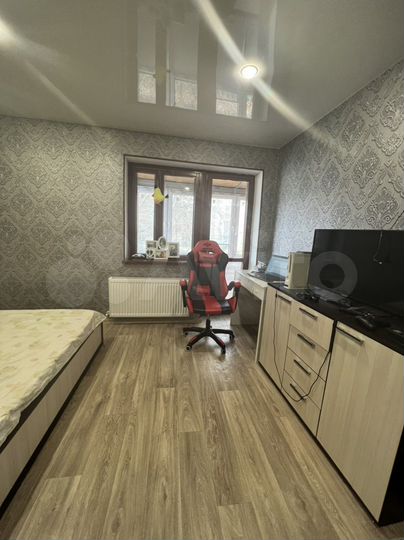 Дом 170 м² на участке 2 сот.