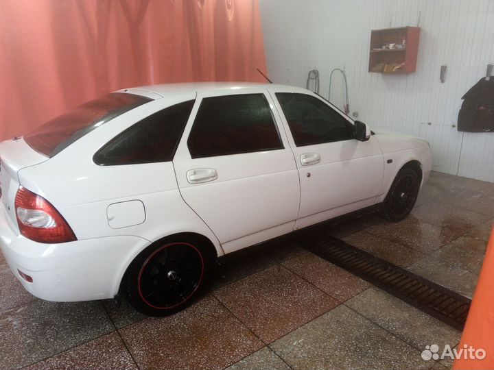 LADA Priora 1.6 МТ, 2011, 100 000 км