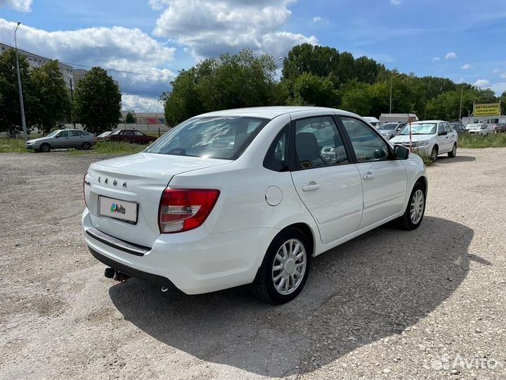 LADA Granta 1.6 AT, 2019, 106 000 км