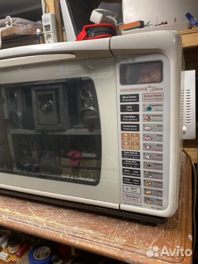 Микроволновка panasonicNN-C780P на разбор