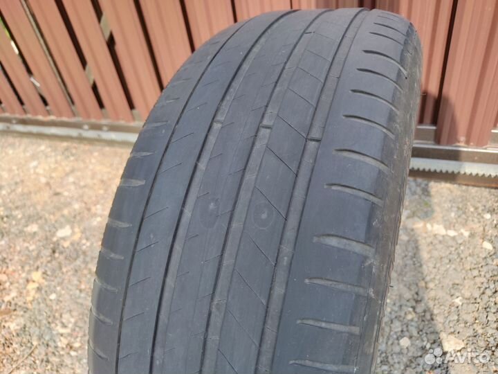 Michelin Latitude Sport 3 235/60 R18