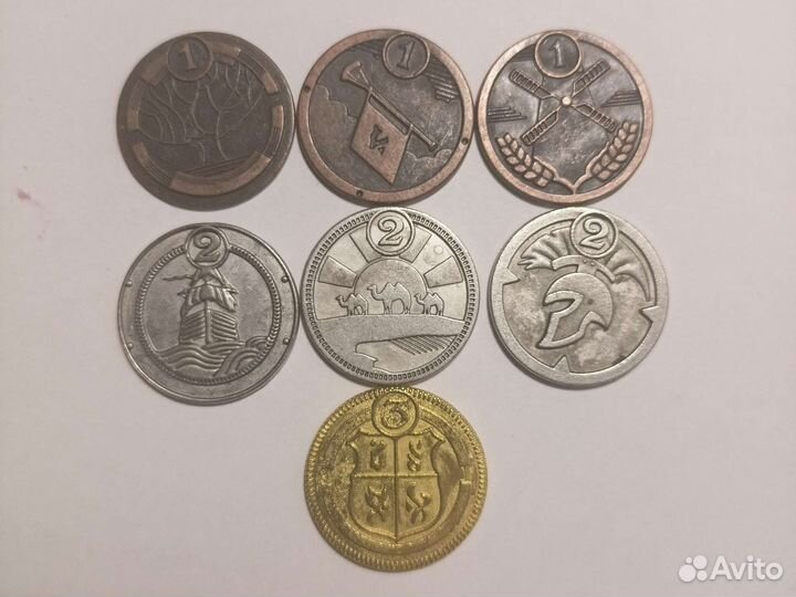 Коллекционные монеты пятерочки