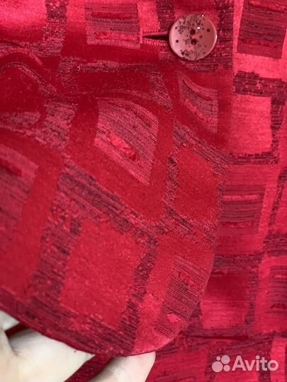 Костюм Ellen Kloss красный