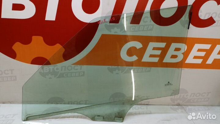 Стекло двери переднее правое Skoda Fabia cgpa 2011