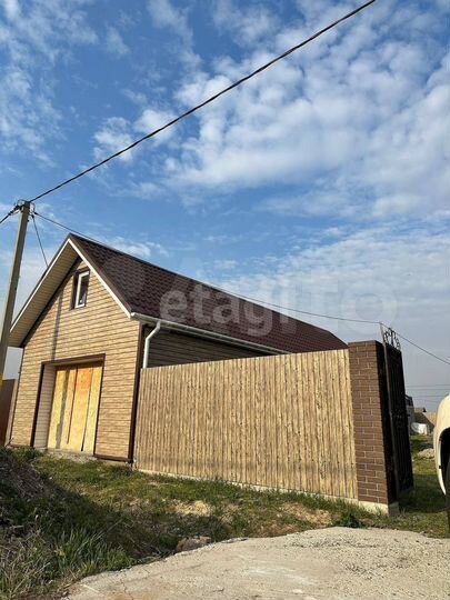 Дом 61 м² на участке 7 сот.