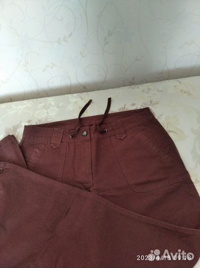 Новые брюки 50р
