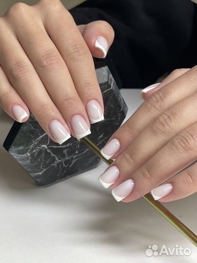 Маникюр гельлак педикюр