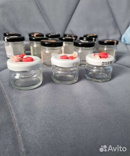 Баночки стеклянные маленькие с крышками