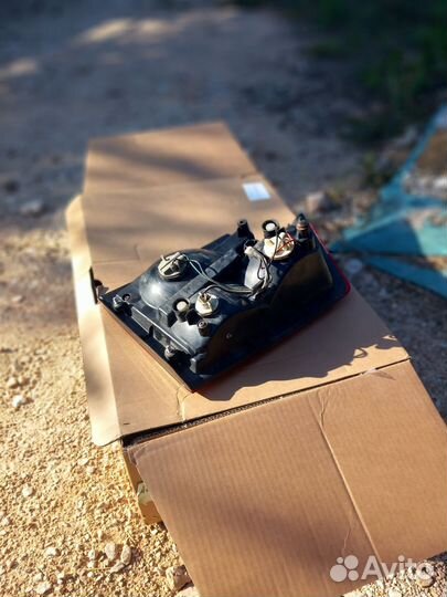 Задний фонарь на сан енг