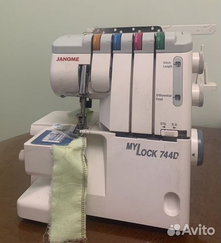 Швейная машина и оверлок Janome