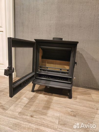 Чугунная печь камин Black (для отопления дома)