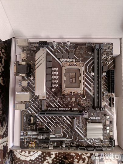 Материнская плата