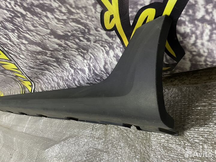 Накладка на порог наружная левая Rio 4 X-Line Рио