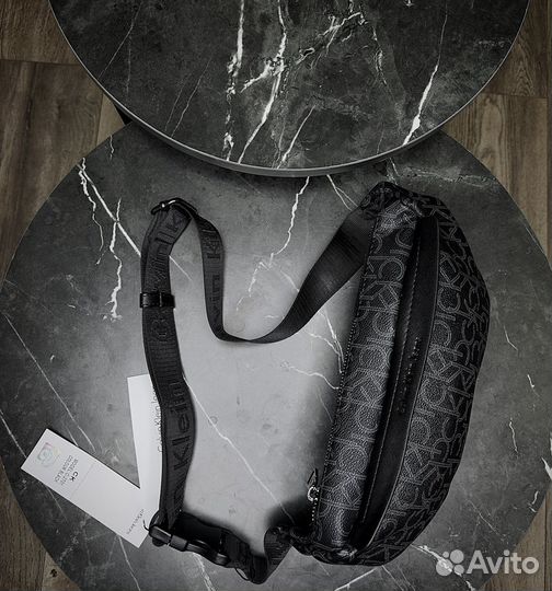 Сумка бананка Calvin Klein