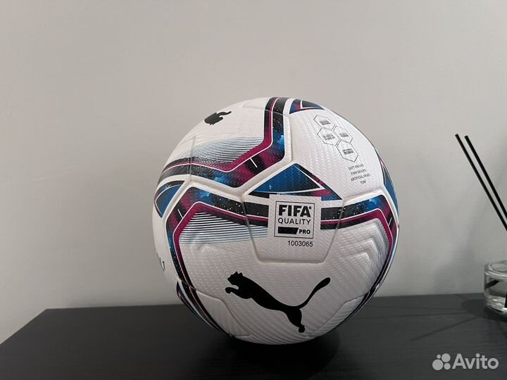 Мяч футбольный профессиональный Puma Teamfinal 1