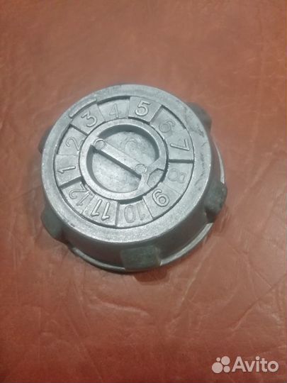 Крышка бензобака с кодом для лада (ваз)