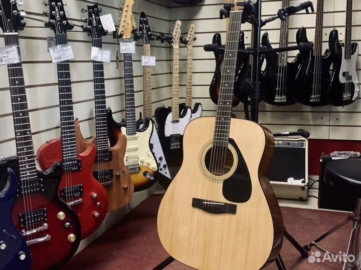 Гитара Yamaha новая