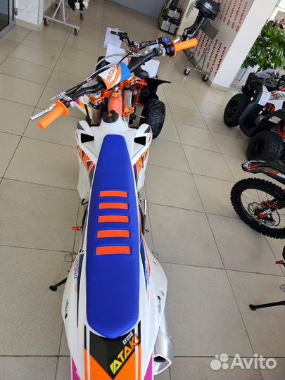 Мотоцикл кроссовый ataki EF250