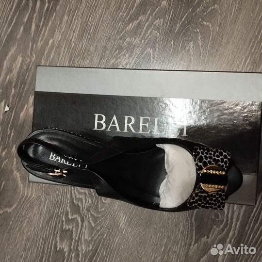 Босоножки женские 38 размер