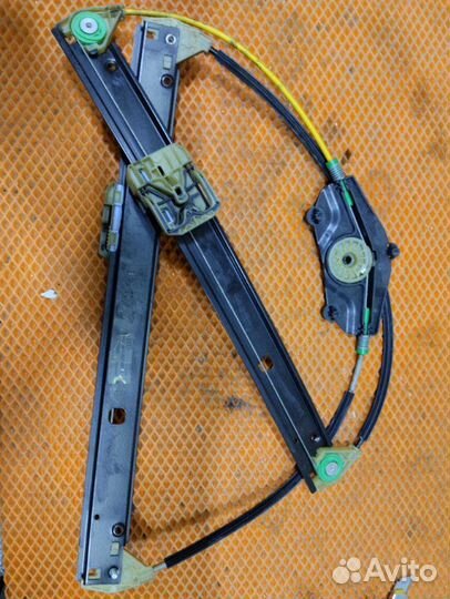 Стеклоподъемный механизм передний правый Audi A4