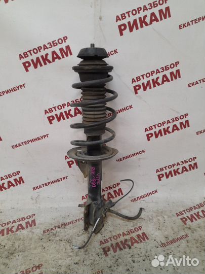 Стойка передняя левая Toyota Vitz KSP90 1KR-FE