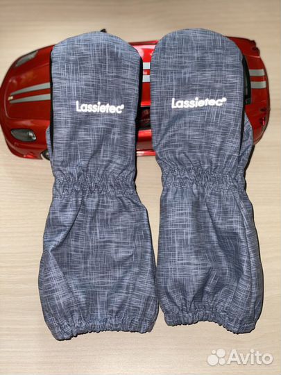 Варежки, Lassie