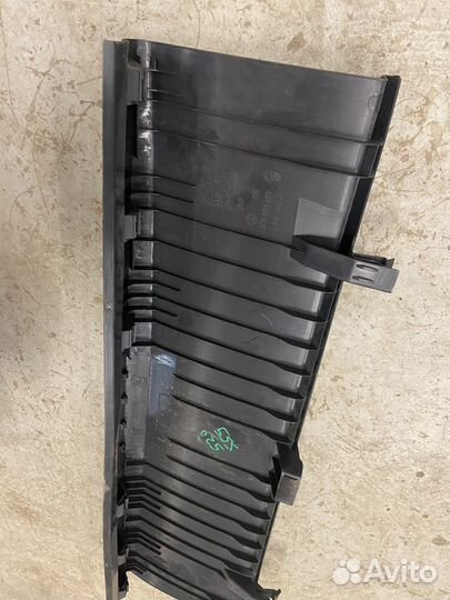 Обшивка задней панели Volkswagen Passat 2014г