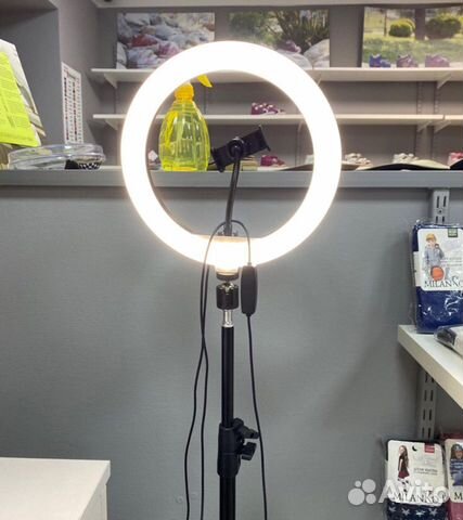 Новая кольцевая лампа с штативом