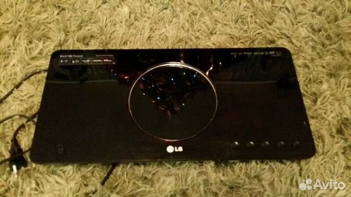 DVD-плейер LG TS-200