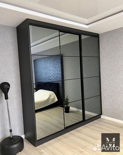 Красивый шкаф купе