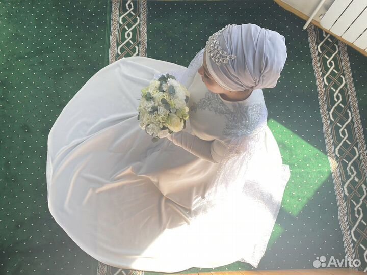 Оформление (повязывание) платка на никах, Обучение