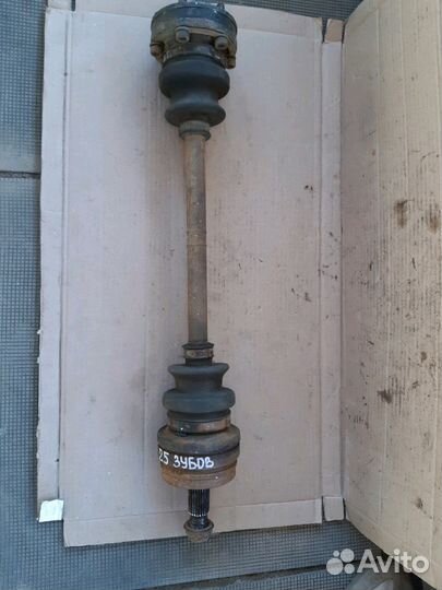 Полуось задняя Мерседес W 124