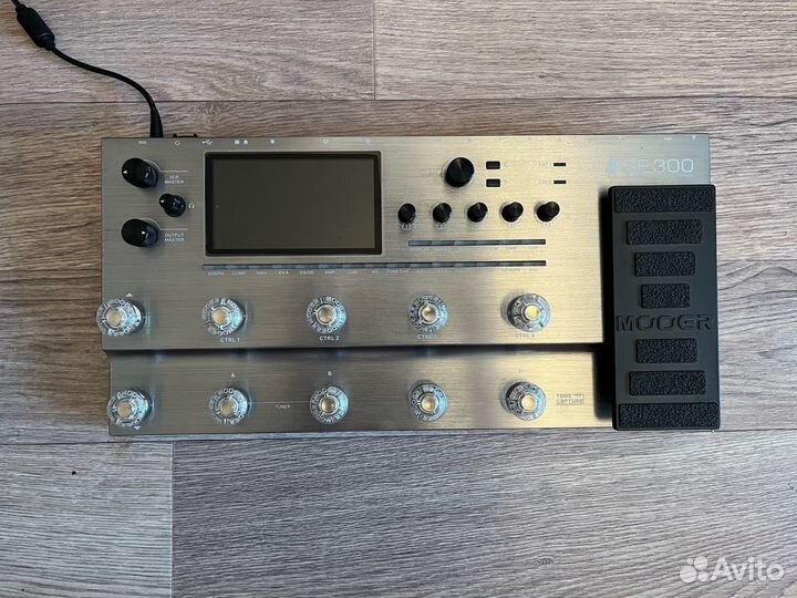 Гитарный процессор Mooer GE300