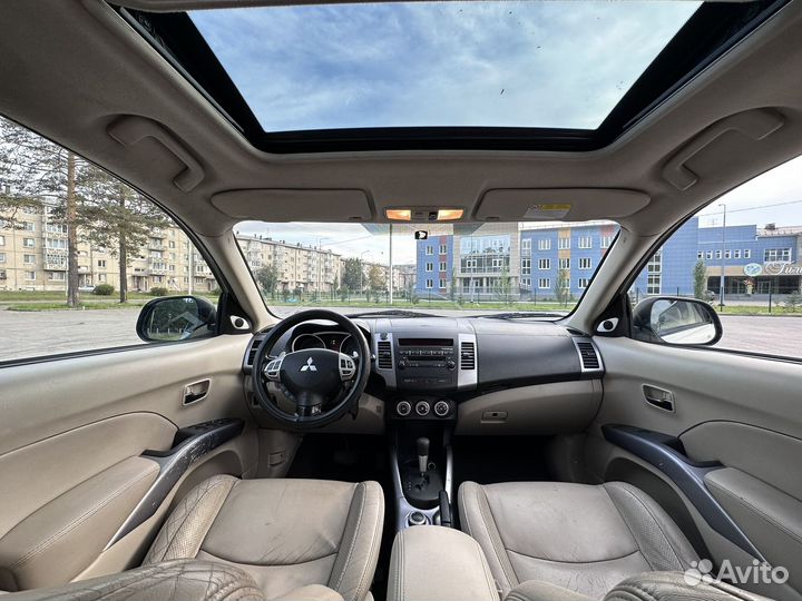 Mitsubishi Outlander 2.4 CVT, 2008, 200 000 км