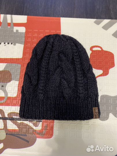 Шапка женская вязаная