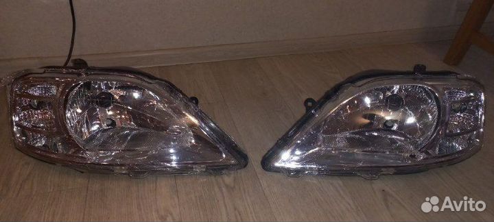 Фара новая LADA Largus 12