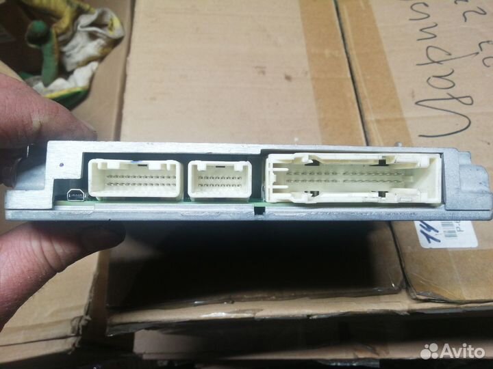 Усилитель звука JBL Toyota Rav4 (XA50)