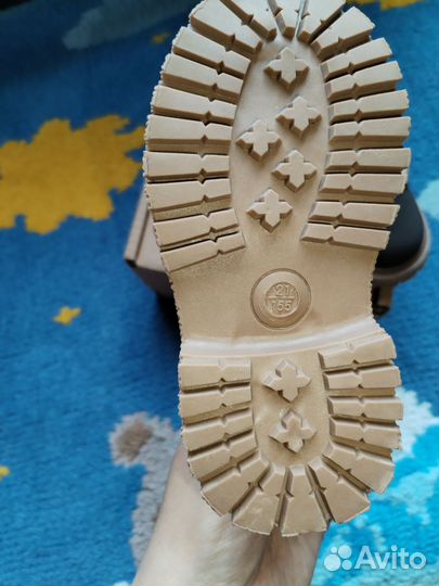 Ботинки демисезонные для девочки 21 размер