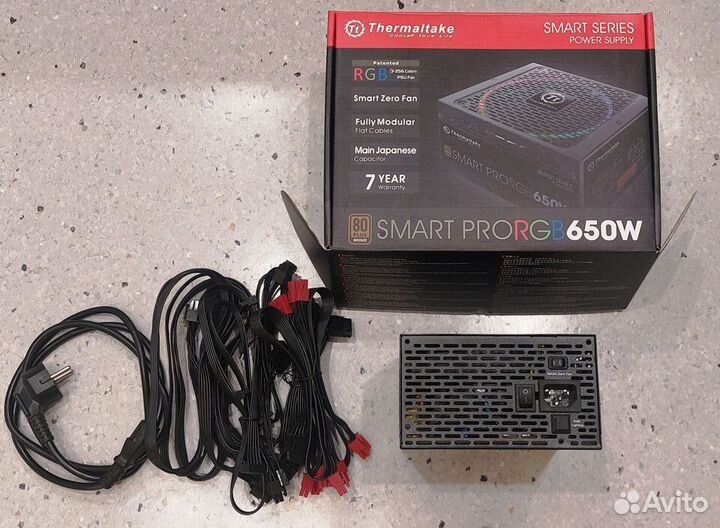Блок питания Thermaltake smart prorgb 650W